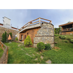 СПЕЧЕЛИ 2 Нощувки за двама в екокъща "Землянка"